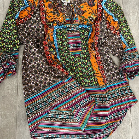 Fig and Flower Anthropologie Mixed Media Tunic Blouse women’s large - Picture 16 of 16